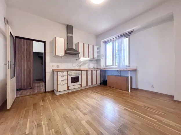 Pronájem bytu 3+kk, Praha - Žižkov, Chlumova, 80 m2