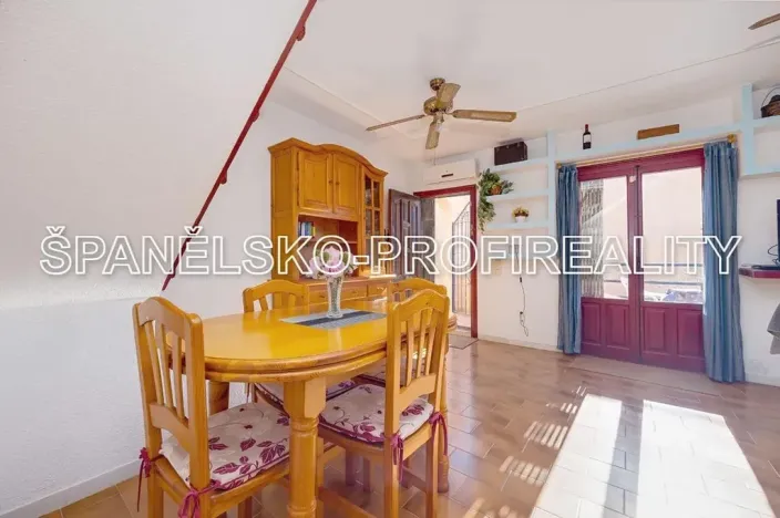 Prodej vícegeneračního domu, Alicante, Španělsko, 78 m2