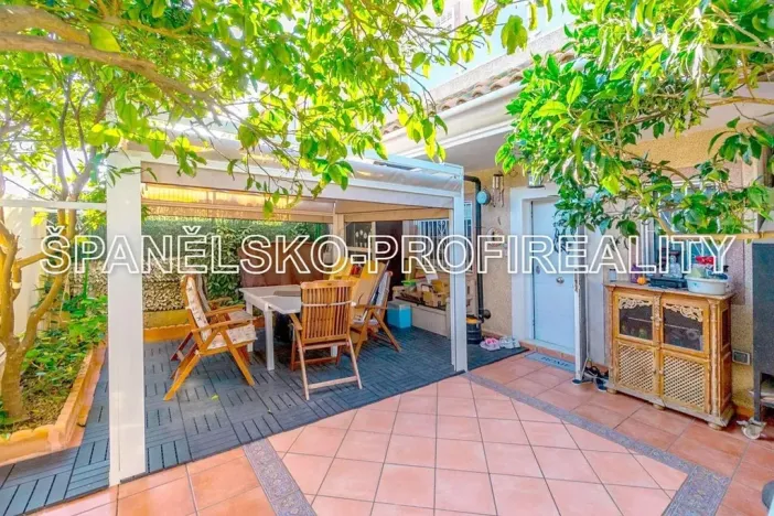 Prodej rodinného domu, Alicante, Španělsko, 111 m2