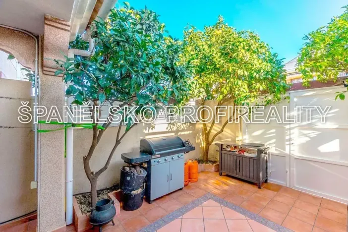 Prodej rodinného domu, Alicante, Španělsko, 111 m2