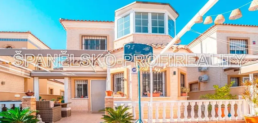 Prodej rodinného domu, Guardamar del Segura, Španělsko, 88 m2