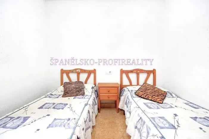 Prodej bytu 4+kk, Torrevieja, Španělsko, 75 m2