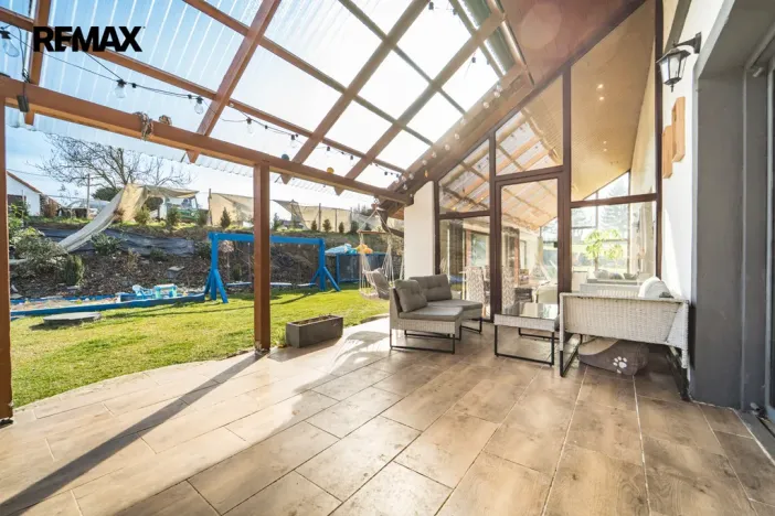 Prodej rodinného domu, Smolotely, 160 m2