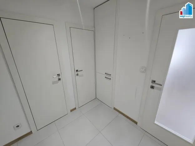 Pronájem bytu 1+kk, Plzeň, Strnadova, 54 m2