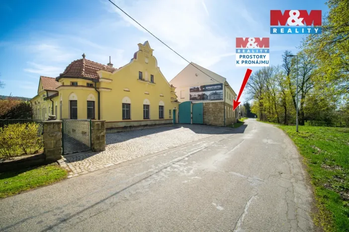 Pronájem výrobních prostor, Albrechtice, 98 m2