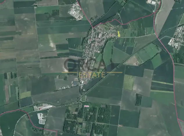 Prodej podílu pole, Měnín, 1072 m2
