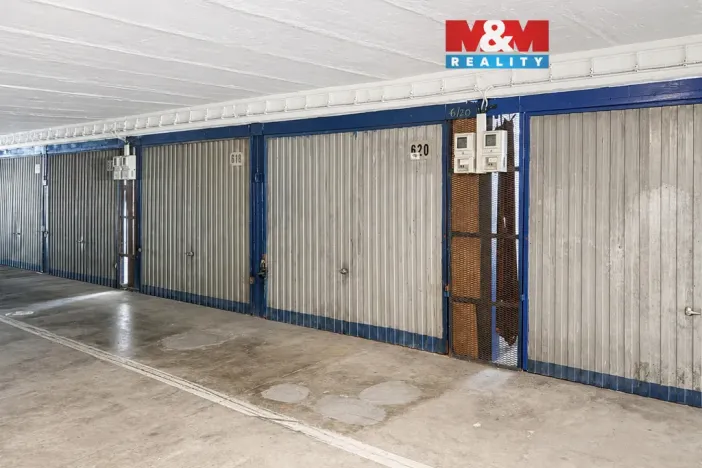 Prodej garážového stání, Zlín, Strážná, 15 m2