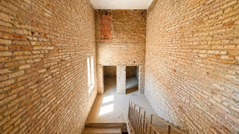 Prodej komerční nemovitosti, Cheb, Slavice, 1600 m2