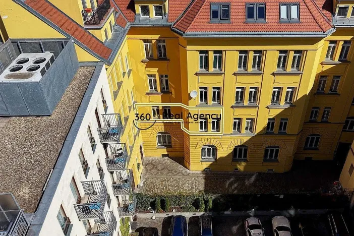 Prodej bytu 2+1, Praha - Smíchov, Štefánikova, 93 m2