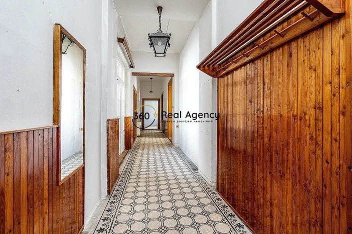 Prodej bytu 2+1, Praha - Smíchov, Štefánikova, 93 m2