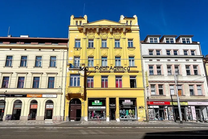 Prodej bytu 2+1, Praha - Smíchov, Štefánikova, 93 m2