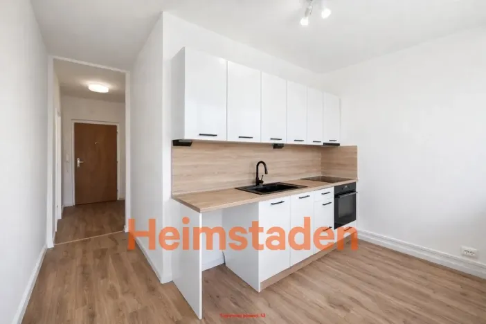 Pronájem bytu 1+1, Karviná - Ráj, Školská, 36 m2