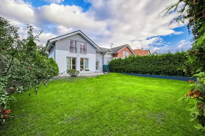 Prodej rodinného domu, Bašť, Kostelecká, 145 m2