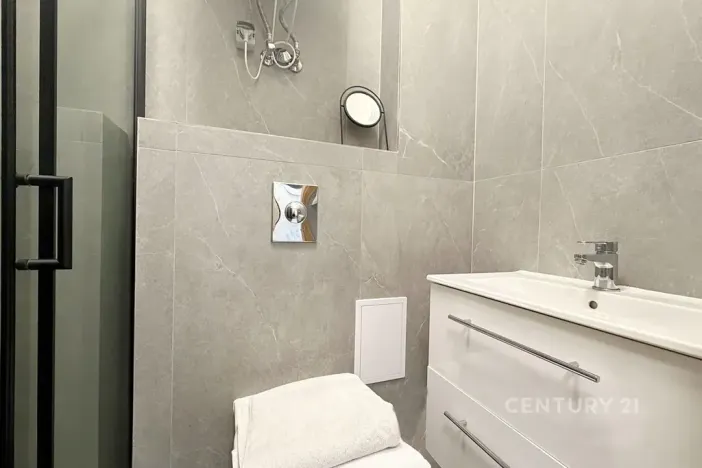 Prodej bytu 2+1, Trmice, Fügnerova, 43 m2