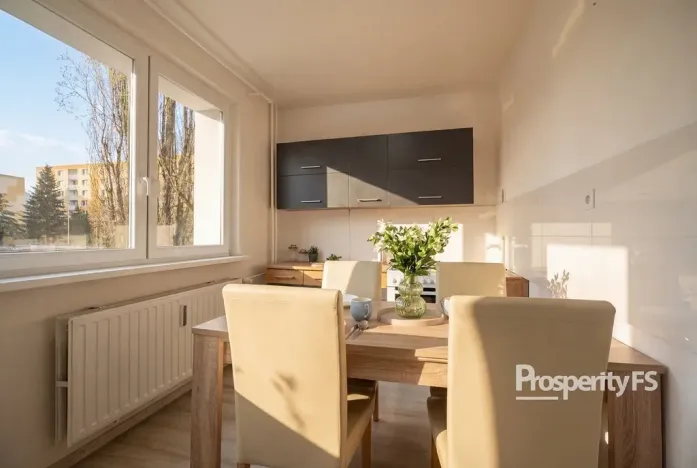 Prodej bytu 3+1, Česká Lípa, Bohuslava Martinů, 77 m2