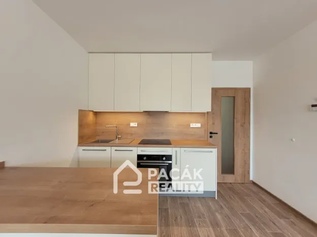 Pronájem bytu 1+kk, Olomouc - Neředín, Frištenského, 32 m2