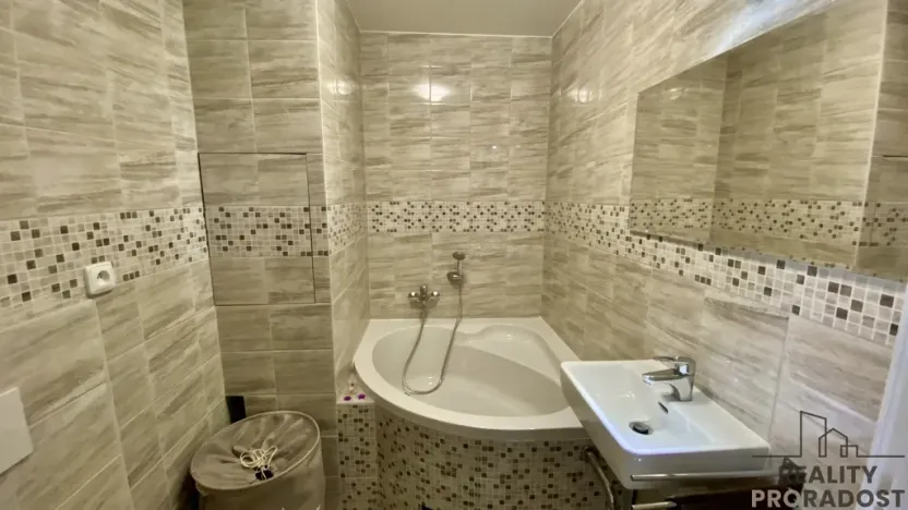 Pronájem bytu 1+1, Brno, Ondrouškova, 33 m2