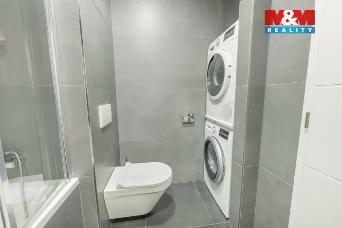 Prodej bytu 3+1, Praha - Prosek, Bílinská, 61 m2