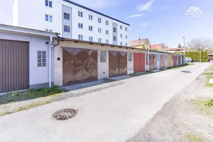 Prodej garáže, Ždírec nad Doubravou, nám. 9. května, 17 m2