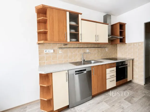 Prodej bytu 4+1, Ústí nad Labem - Všebořice, Spartakiádní, 82 m2