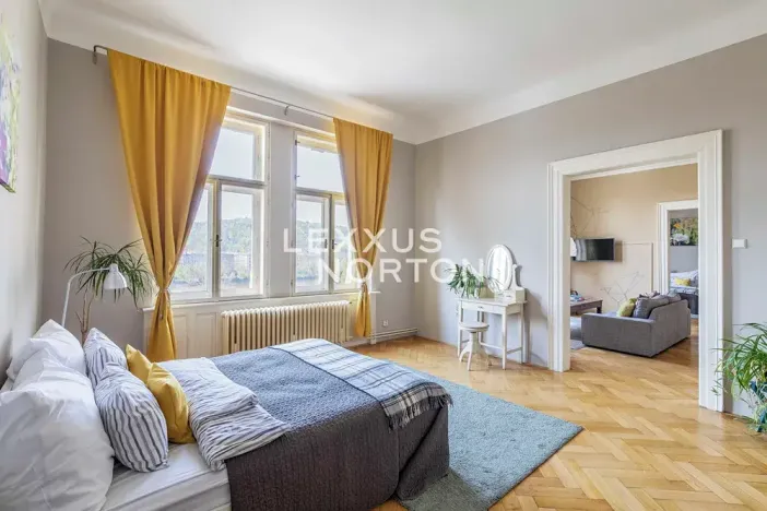 Prodej bytu 4+1, Praha - Nové Město, Masarykovo nábřeží, 133 m2