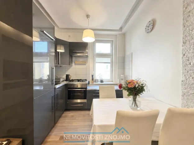 Pronájem bytu 2+kk, Praha - Libeň, Na stráži, 49 m2