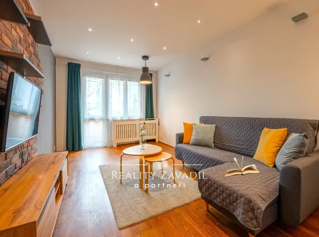 Pronájem bytu 2+1, Praha - Žižkov, Na vrcholu, 52 m2