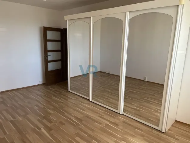 Prodej bytu 2+1, Trhové Sviny, Sídliště, 58 m2