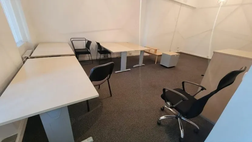 Pronájem kanceláře, Praha - Karlín, 42 m2