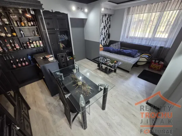 Prodej rodinného domu, Meziměstí - Starostín, 390 m2