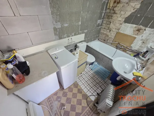 Prodej rodinného domu, Meziměstí - Starostín, 390 m2