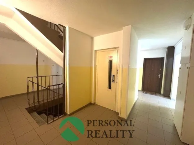 Pronájem bytu 3+kk, Praha - Horní Měcholupy, Janovská, 67 m2