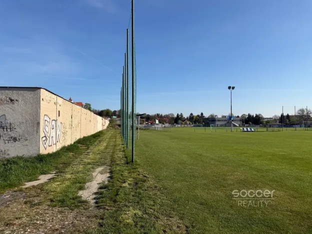 Pronájem garáže, Sadská, U Stadionu, 22 m2