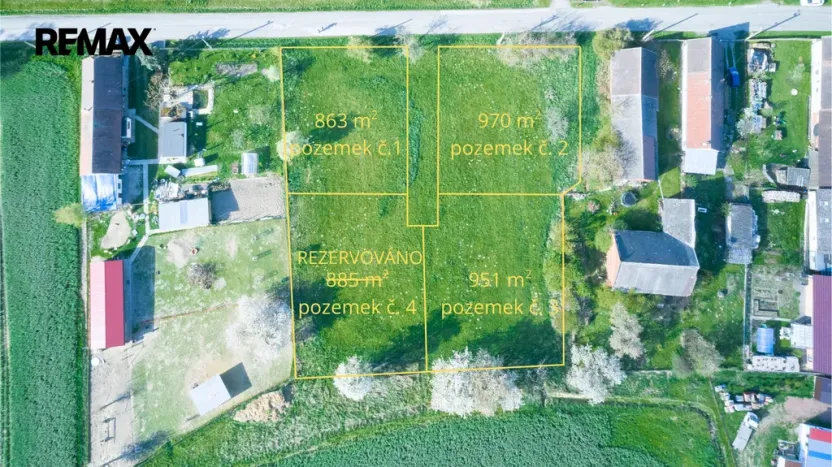 Prodej pozemku pro bydlení, Mžany, 863 m2