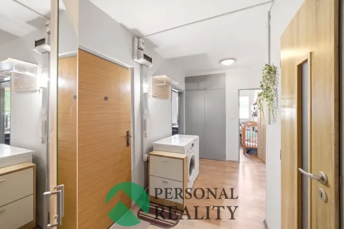 Prodej bytu 3+1, Libčice nad Vltavou, Pod Saharou, 62 m2