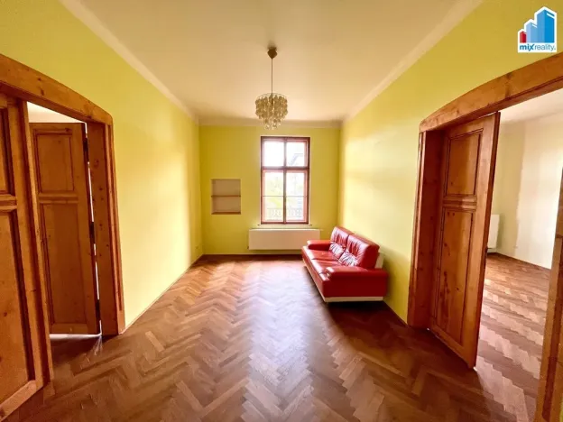 Pronájem bytu 3+1, Plzeň - Jižní Předměstí, náměstí T. G. Masaryka, 110 m2