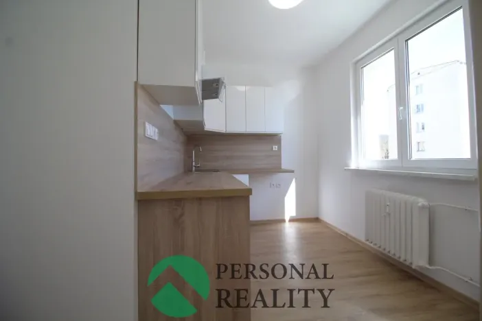 Prodej bytu 3+1, Rotava, Sídliště, 73 m2