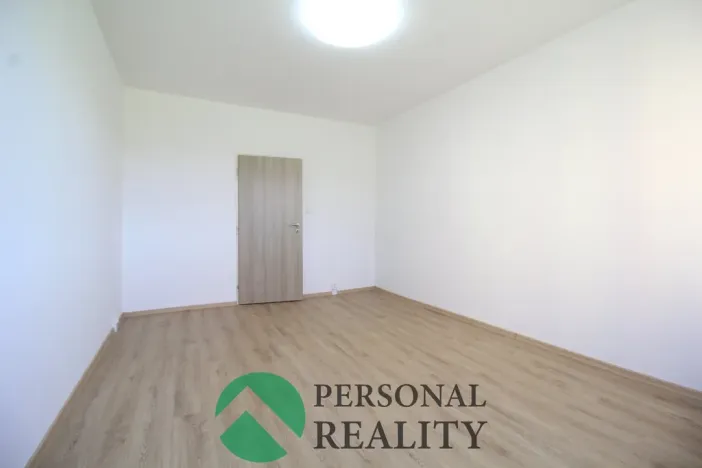 Prodej bytu 3+1, Rotava, Sídliště, 73 m2