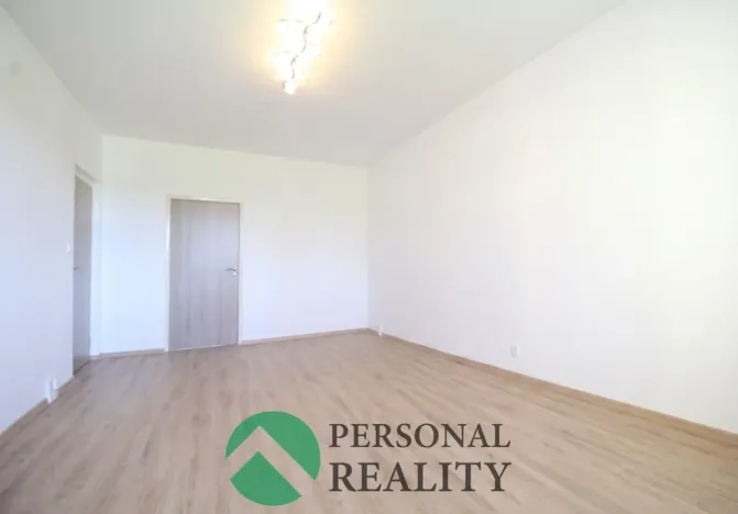 Prodej bytu 3+1, Rotava, Sídliště, 73 m2