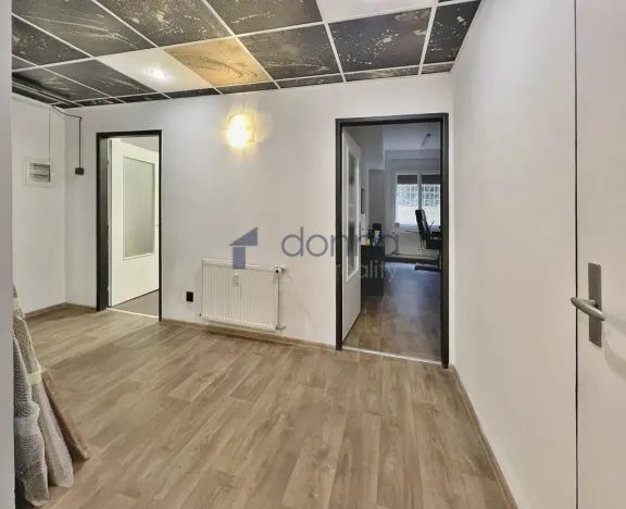 Pronájem kanceláře, Praha, Šrobárova, 139 m2