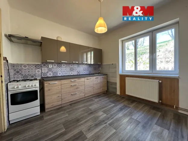 Pronájem bytu 3+1, Lučany nad Nisou, 84 m2