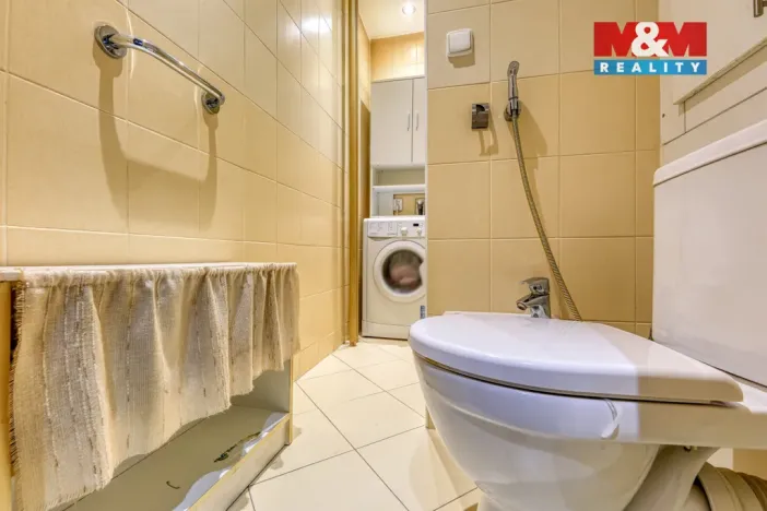 Prodej bytu 3+1, Plzeň - Hradiště, Zelenohorská, 76 m2