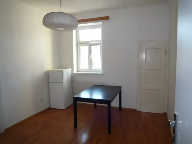 Pronájem bytu 2+kk, Praha - Vinohrady, Perunova, 29 m2