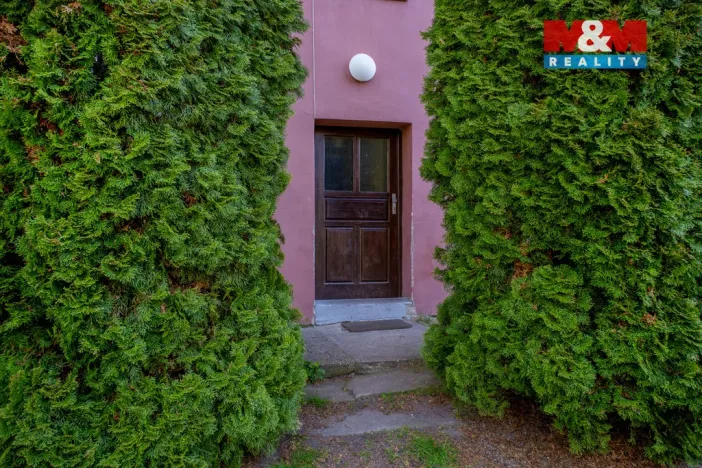 Prodej bytu 2+1, Velké Březno, Děčínská, 43 m2