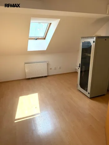 Prodej komerční nemovitosti, Třebíč - Jejkov, Smila Osovského, 250 m2