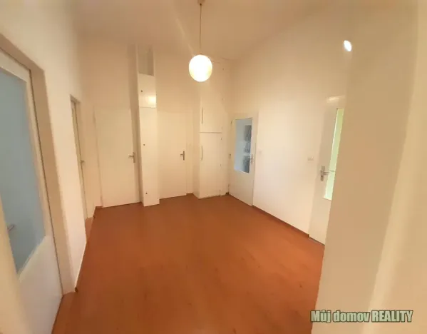 Pronájem bytu 4+kk, Praha - Žižkov, Biskupcova, 96 m2