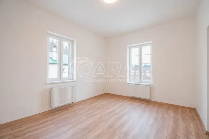 Pronájem bytu 4+kk, Dřevohryzy, 93 m2