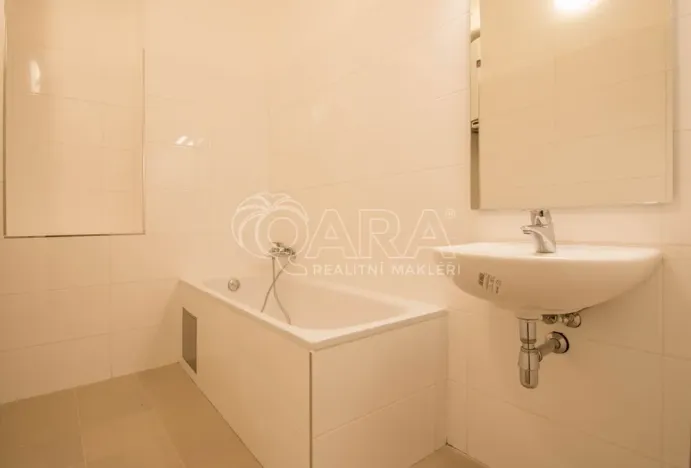 Pronájem bytu 4+kk, Dřevohryzy, 93 m2