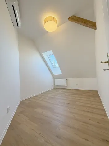Pronájem bytu 4+kk, Praha, Vinohradská, 91 m2