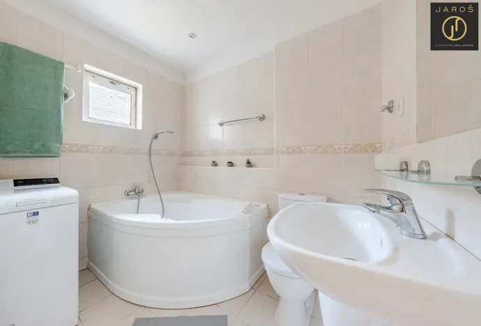 Prodej rodinného domu, Loděnice, Druhá, 147 m2